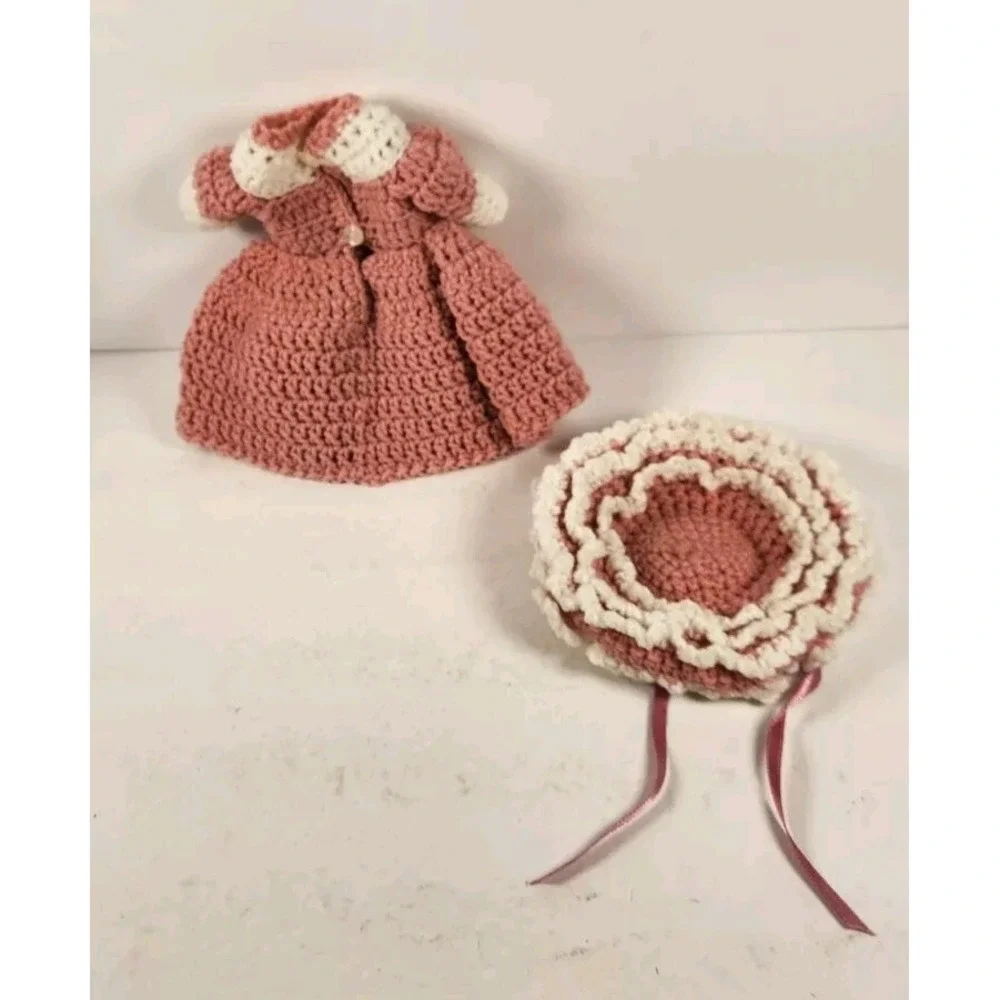 Crochet Doll Dress and Bonnet (8C6)‎
